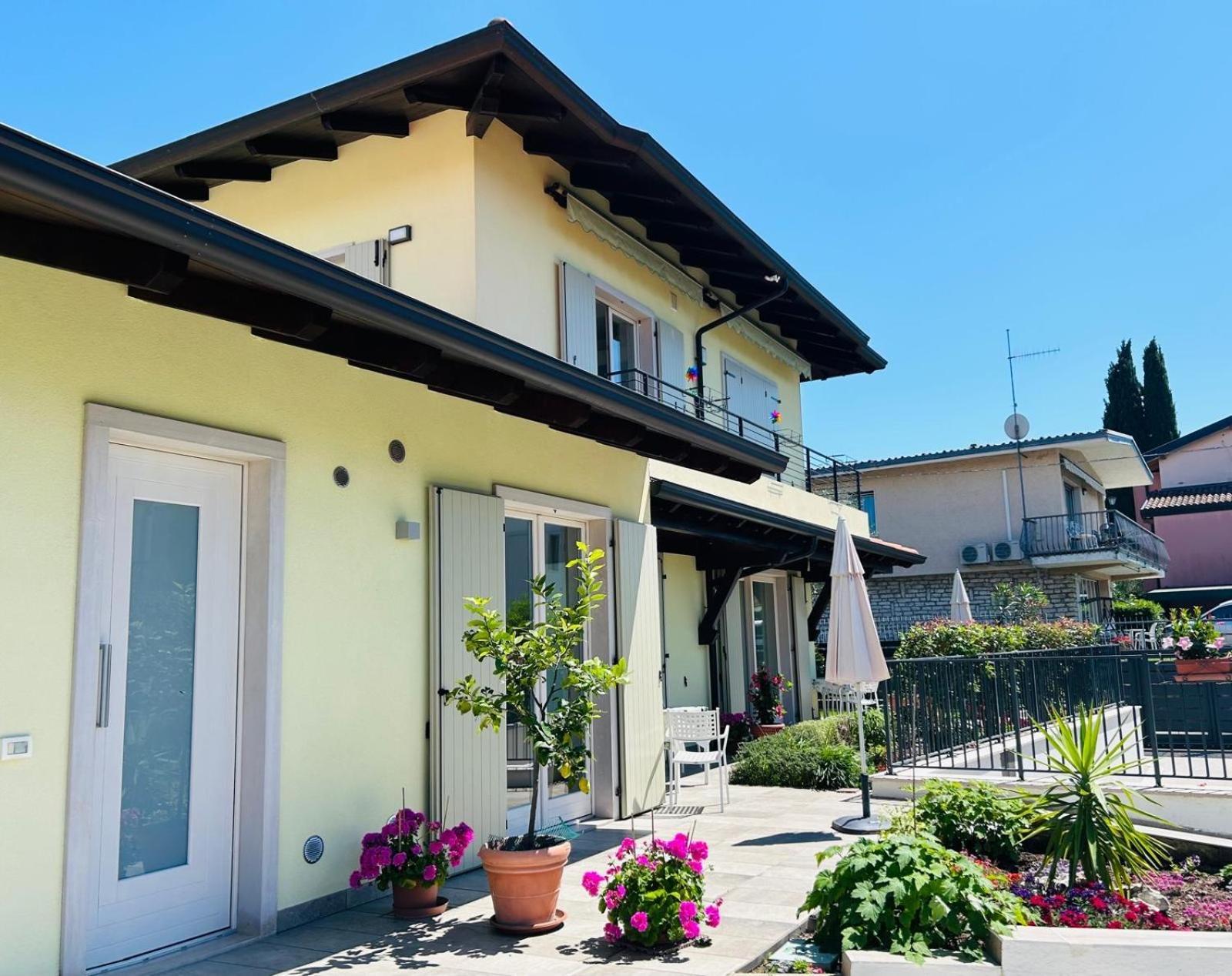 Appartamenti Rossini Bardolino Esterno foto